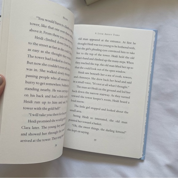 Set of 4 books for girls, from Classic to Fantastic, let your imagination soar! - Picture 4 of 13